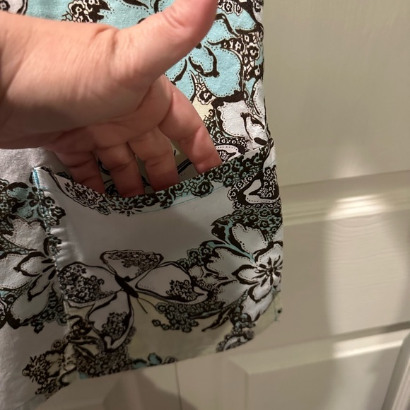 SB Scrub Top - Picture 6 of 7